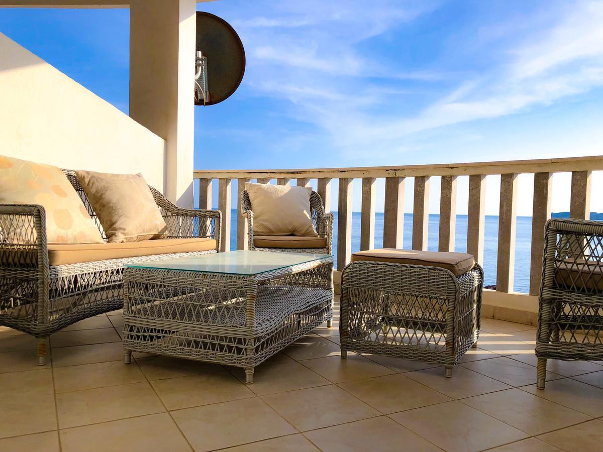 Beach Apartment Рафаиловичи Экстерьер фото