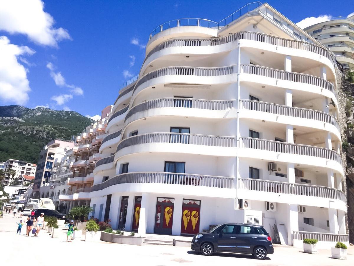 Beach Apartment Рафаиловичи Экстерьер фото