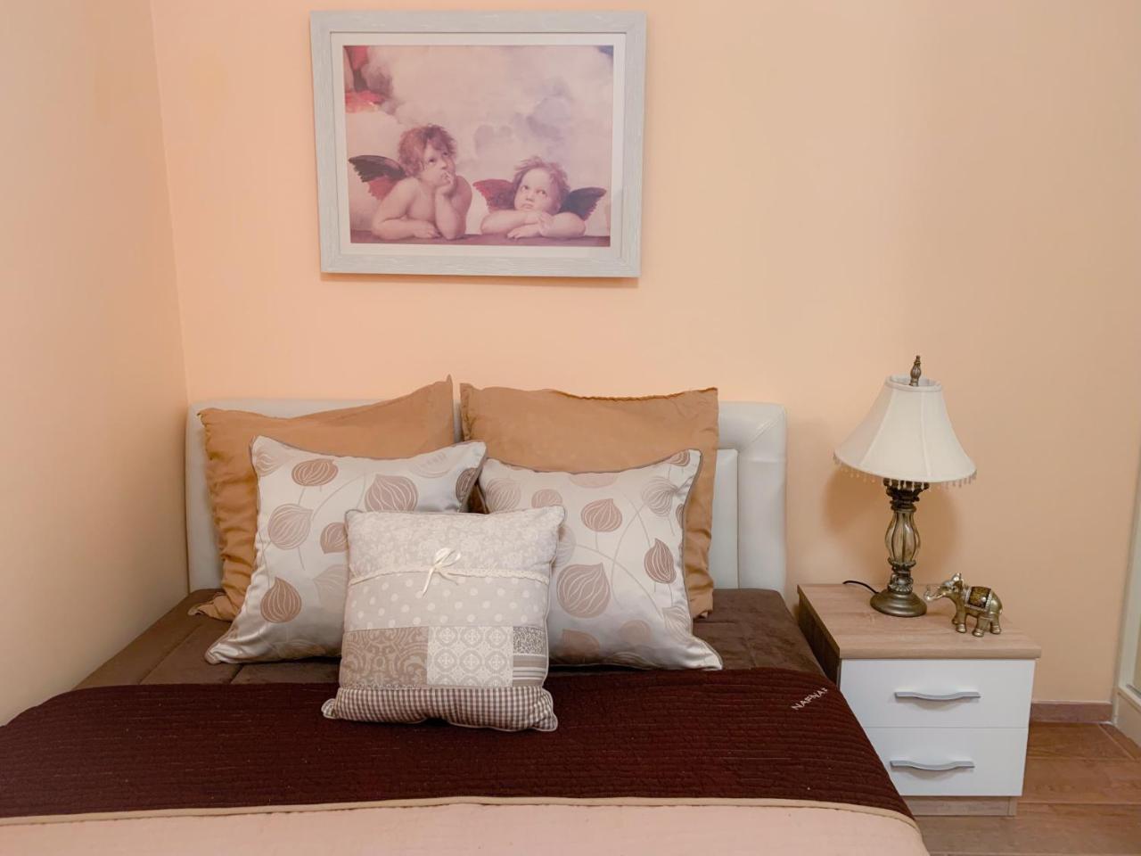Beach Apartment Рафаиловичи Экстерьер фото