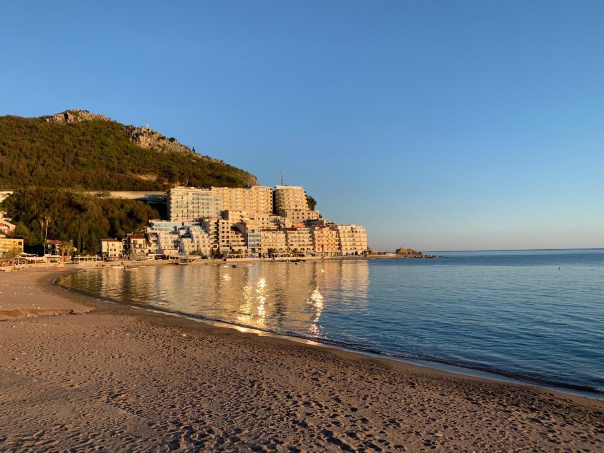 Beach Apartment Рафаиловичи Экстерьер фото